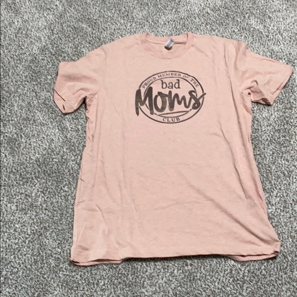 Tee shirt